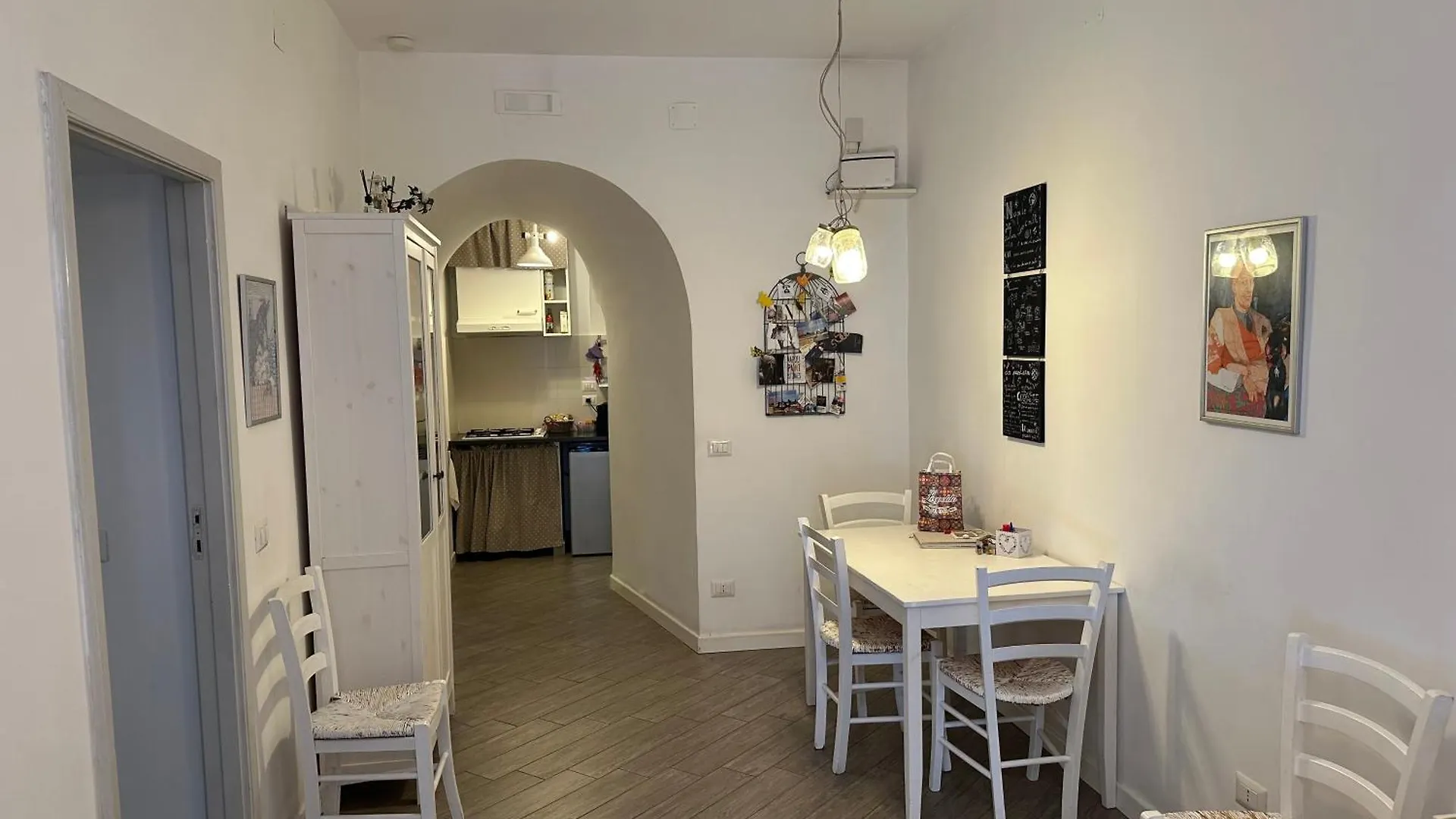 Casa Cinquesanti Villa Napoli